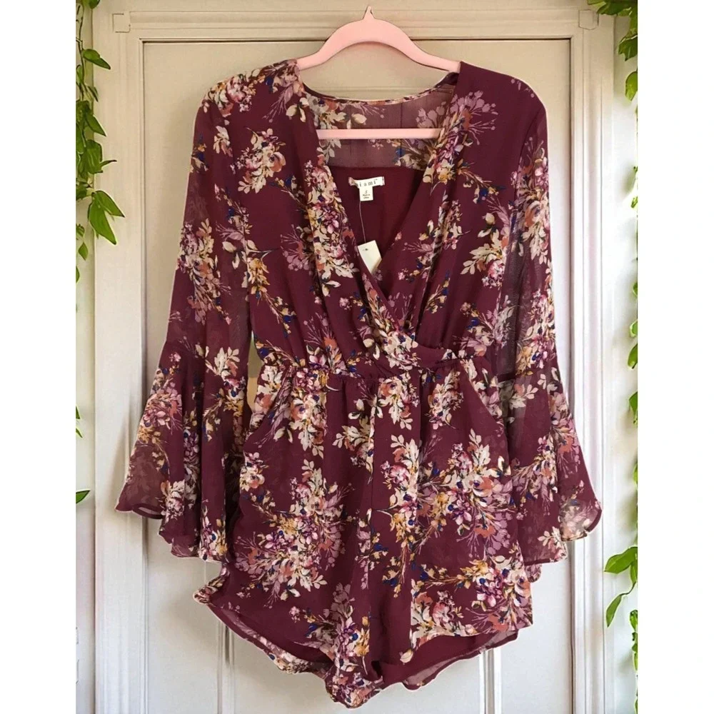 Francesca's Miami Romper Floral Boho Print Size Small Boutique NWT Fast Ship